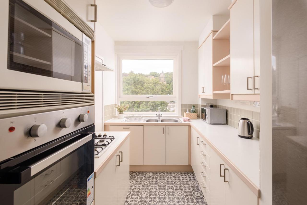 The Canongate Apartment Edinburgh Exterior photo